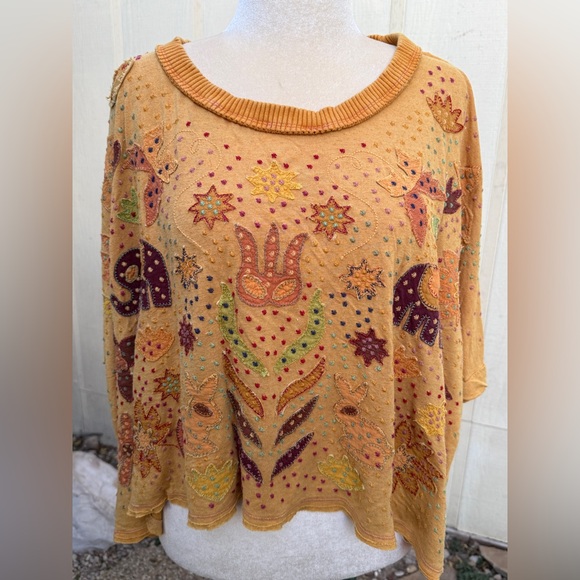 Free People Tiani Tee Embroidered Applique Elephant Flower Boho Tunic Top Yellow - Picture 3 of 7